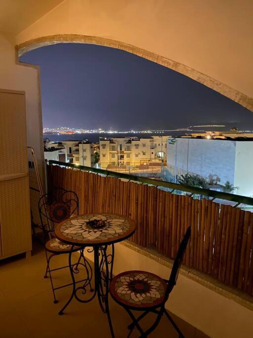 Ferienwohnung Seaside House & Free Parking Eilat Exterior foto